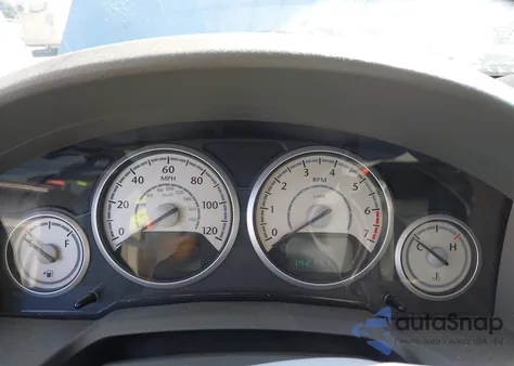 2010 Chrysler Town & Country New Lx из США, поврежденный, VIN 2A4RR2D14AR414721